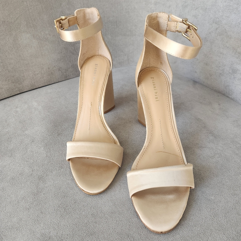 Gianni Bini Joenah Heeled Sandals 9.5 Cream Nude Satin Ankle Strap Formal New$60
